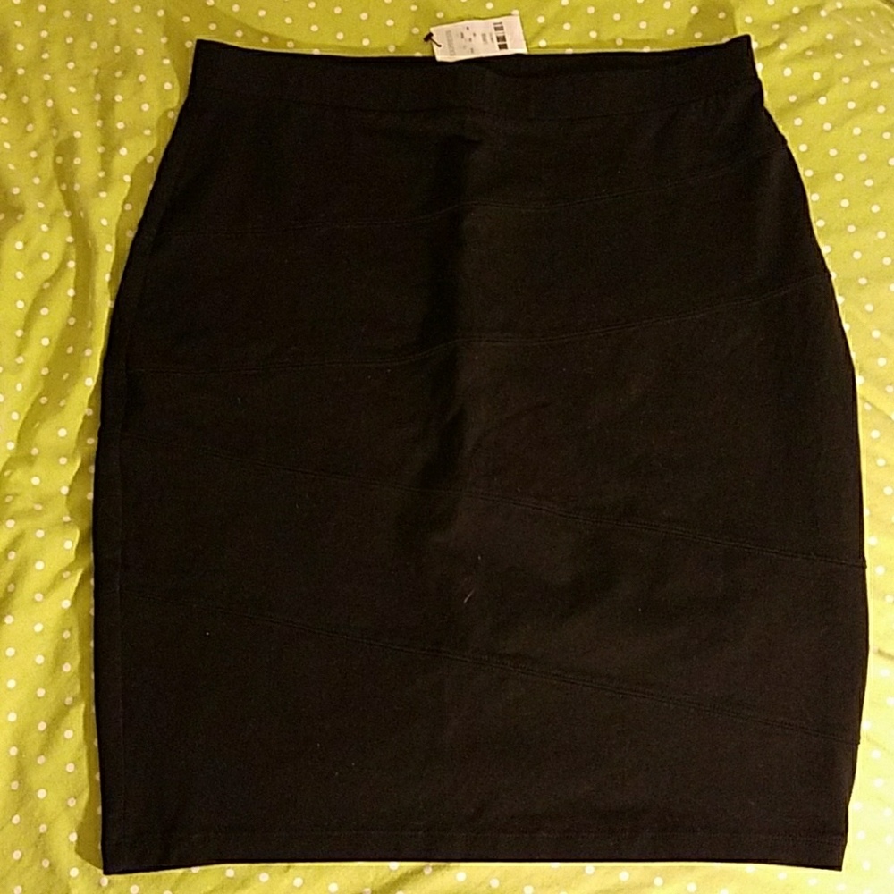 *NWT* Jersey cotton stretch pencil skirt